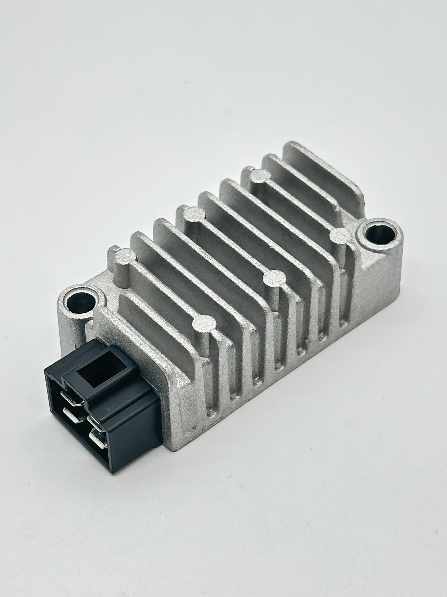 Regler / Gleichrichter für Yamaha YZF-R 125 / WR / MT / Beta 125 RR / Fantic / Husqvarna 125 / Rieju 125 ab Bj. 08-19
